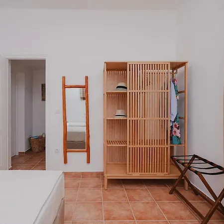 Onar Sifnos Traditional Artemonas