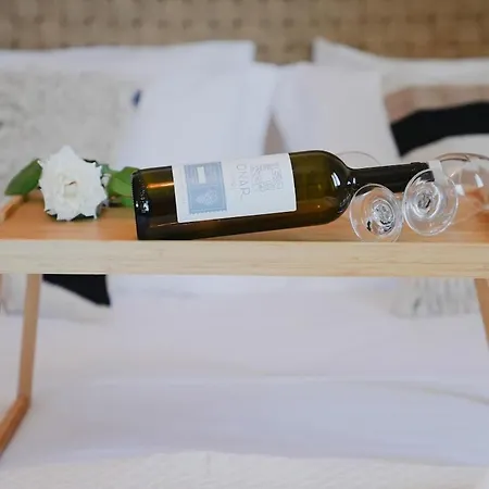 Onar Sifnos Traditional