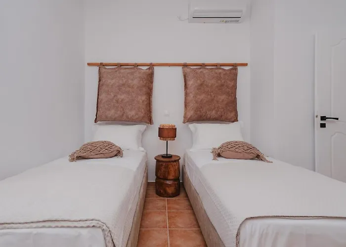 Onar Sifnos Traditional