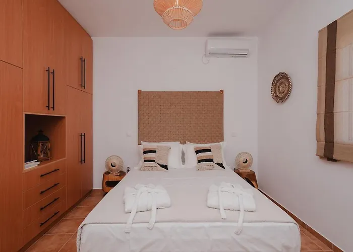 Onar Sifnos Traditional *