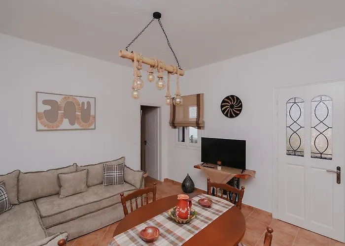 Onar Sifnos Traditional Casa vacanze *